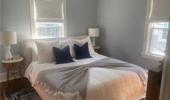 27 Mann Ave, Newport, RI 02840