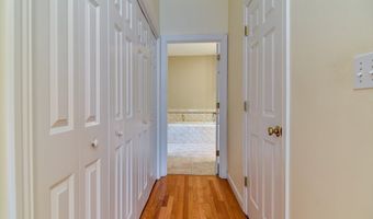 12 Braeburn Ln 12, Ashland, MA 01721