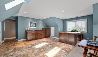 380 Mountaingate Dr, Springfield, OR 97478