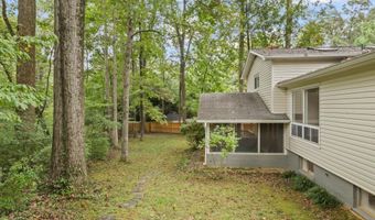 8504 CANTERBURY Dr, Annandale, VA 22003