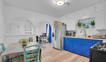 121 Pine Ave, Altus, OK 73521