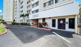 5122 Likini St 616, Honolulu, HI 96818