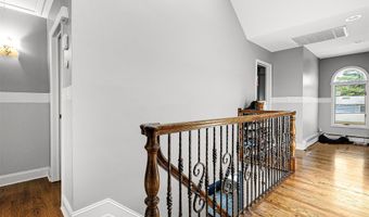 3 Grant Ave, Albertson, NY 11507