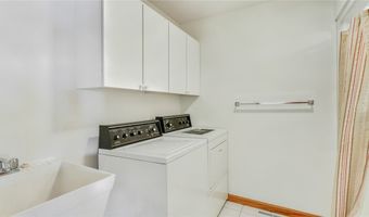 106 S 2nd St, Alma, WI 54610