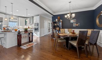 81 Fieldstone Ln 81, Beacon Falls, CT 06403