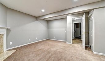 43485 PLANTATION Ter, Ashburn, VA 20147