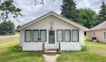 402 S Clark St, Bassett, NE 68714