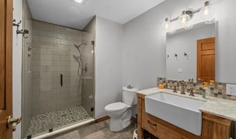 48190 265th St, Brandon, SD 57005