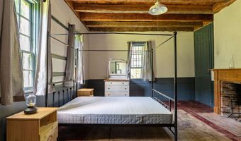 1199 Goss Hill Rd, Barnet, VT 05821