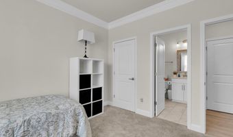 6055 Thicket Ln, Boiling Springs, SC 29316