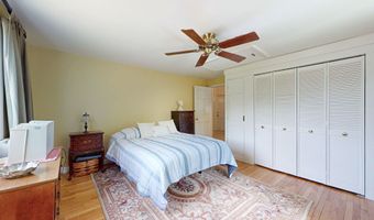 10 Baxter St, Danbury, CT 06811