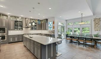 18 AVON Rd, Warren, NJ 07059
