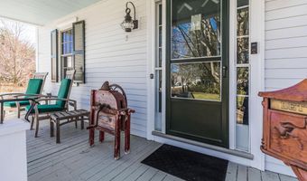 69 Court St, Exeter, NH 03833