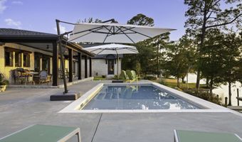 927 N Shore Dr, Biloxi, MS 39532