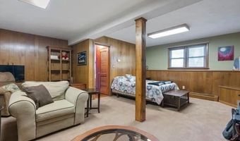 21 Old Farm Rd, Bristol, CT 06010
