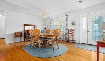 2985 Mendon Rd, Cumberland, RI 02864