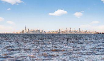 12 E Garfield Ave, Atlantic Highlands, NJ 07716