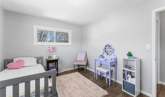 1415 County Road E W, Arden Hills, MN 55112