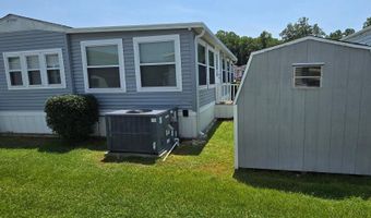 319 DOLPHIN Dr, Berlin, MD 21811