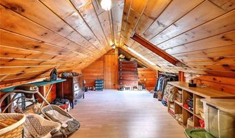 10 Narrow Ln, Charlestown, RI 02813