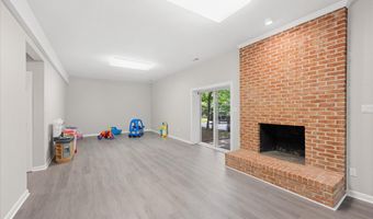 9600 EAGLE RIDGE Dr, Bethesda, MD 20817
