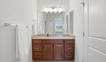 42045 BERKLEY HILL Ter, Aldie, VA 20105