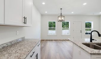 338 Legends Cir, Baxter, TN 38544