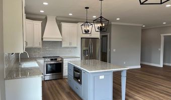 15840 Black Hollow Rd, Abingdon, VA 24210