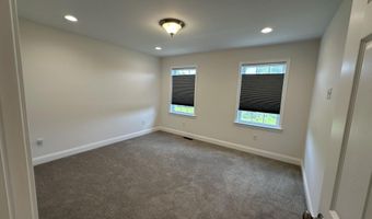 260 Keswick Dr, Blakeslee, PA 18610