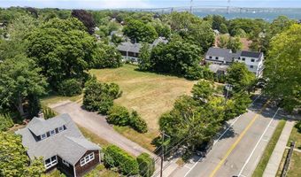 78 Narragansett Ave, Jamestown, RI 02835