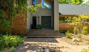 3447 River Pines Dr, Ann Arbor, MI 48103