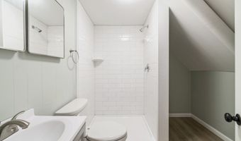714 B Madison Ave, Bridgeport, CT 06606