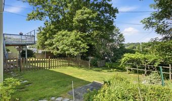 18 Continental Dr, Middletown, RI 02842