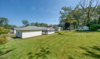 70 Dogwood Ln, Bristol, CT 06010
