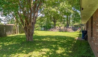 202 Gay St, Batesville, MS 38606
