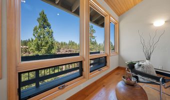 4211 NW Lower Village Rd, Bend, OR 97703