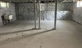 823 N Clinton St, Albion, MI 49224