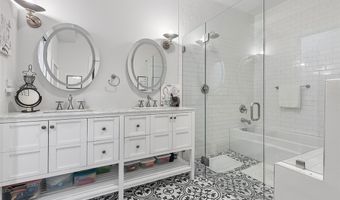 2132 Sarah St 102, Airville, PA 15203