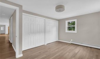 115 Hill Top Dr, Johnston, RI 02919