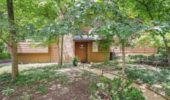 1529 Autumn Leaf Dr, Ballwin, MO 63021