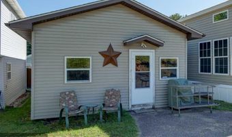 822 138th St 34, Amery, WI 54001