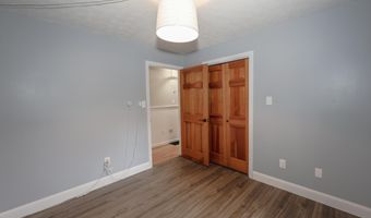 50 Edinburgh Dr, Bedford, NH 03110