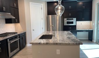 3855 S MCQUEEN Rd 21, Chandler, AZ 85286