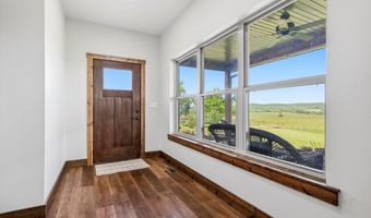 11830 Farm Road 1195, Aurora, MO 65605