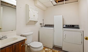 34 Fairlawn St, Bristol, CT 06010