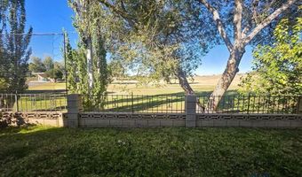 809 Colonial Ct, Carlsbad, NM 88220