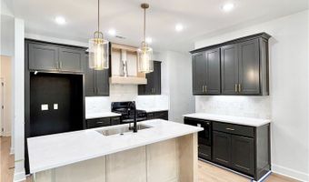 34 Kirkwall Dr, Bella Vista, AR 72715