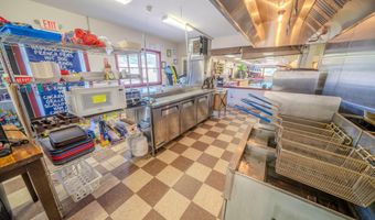 49 Searsport Ave, Belfast, ME 04915