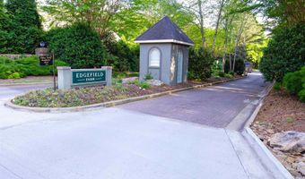 2 WOODSIDE Pl, Anniston, AL 36207