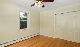 389 Great Rd, Lincoln, RI 02865